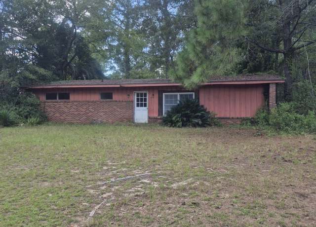 Property at 211 Circle Dr, Statesboro, GA 30461, 2 beds, 1 bath