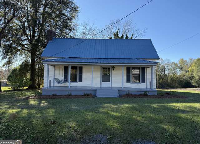 Property at 307 S Green St, Dexter, GA 31019, 2 beds, 1.5 baths