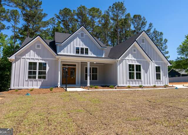 Property at 201 Trail Creek Dr, Thomasville, GA 31757, 5 beds, 3.5 baths