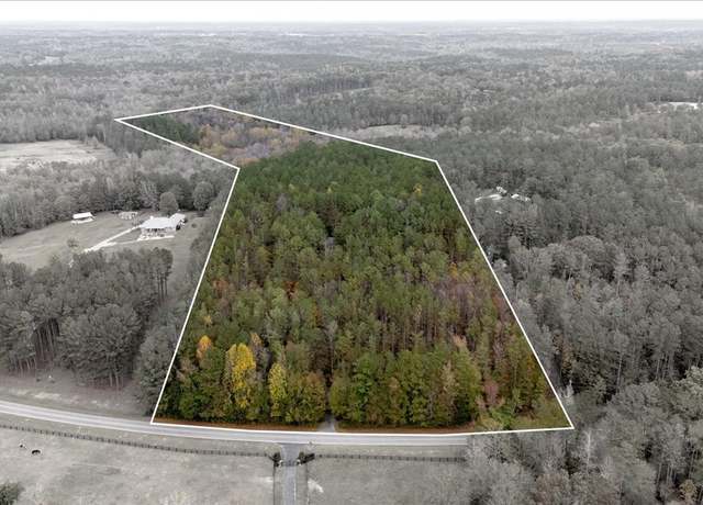 Property at 413 Parker Branch Rd, Barnesville, GA 30204, 3 beds, 2 baths