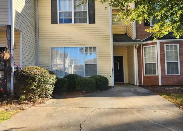 Property at 2395 Brianna Dr, Hampton, GA 30228, 3 beds, 2 baths