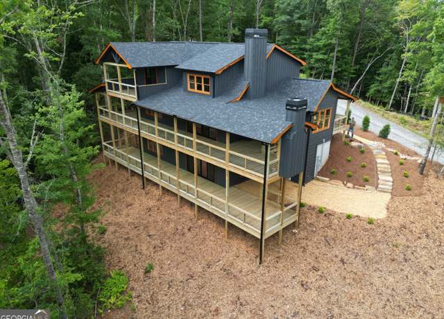 Property at 61 River Retreat Rd, Blue Ridge, GA 30513, 3 beds, 3.5 baths