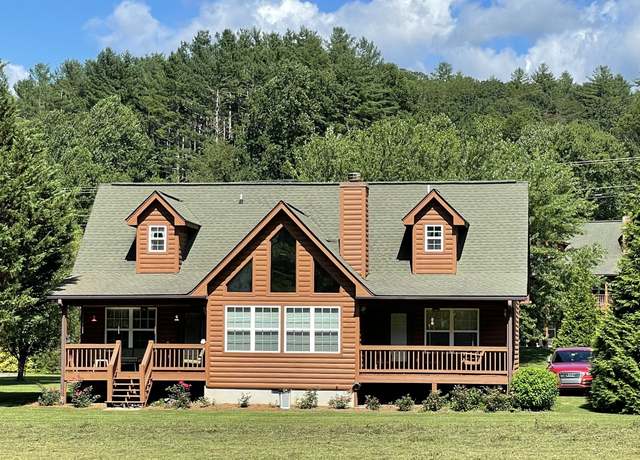 Property at 3556 Riverfront Ln, Hiawassee, GA 30546, 3 beds, 2.5 baths