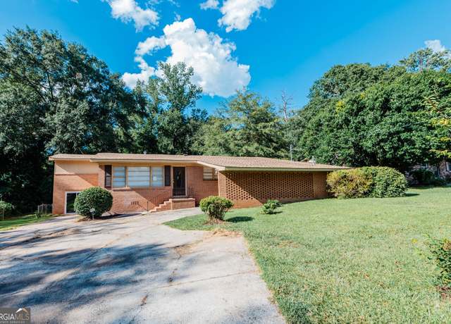 Property at 2248 Ollie Dr, Macon, GA 31217, 5 beds, 3 baths