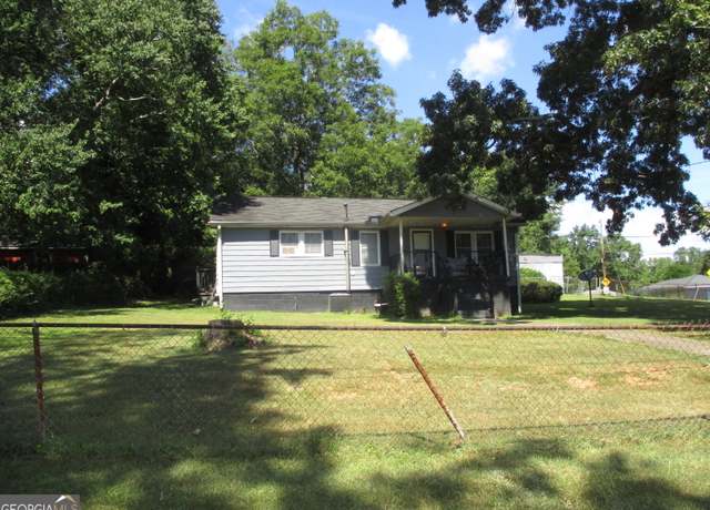 Property at 1771 Glenhaven Cir, Decatur, GA 30035, 3 beds, 1 bath