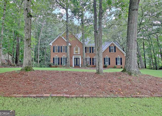 Property at 125 Oak Knl, Fayetteville, GA 30214, 4 beds, 3 baths