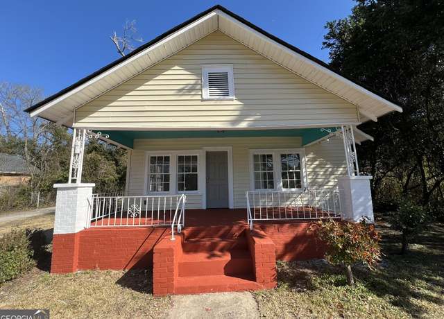 Property at 1426 Bailey Ave, Macon, GA 31204, 3 beds, 1 bath