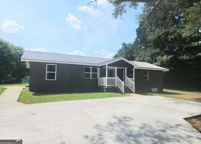 Property at 109 Reynolds Dr, Greensboro, GA 30642, 3 beds, 2 baths