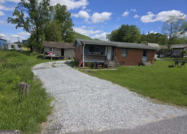 Property at 37 Erwin St, Clayton, GA 30525, 5 beds, 3 baths