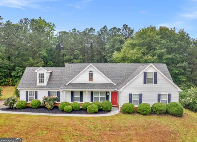 Property at 506 Brewer Dr, Locust Grove, GA 30248, 4 beds, 3 baths