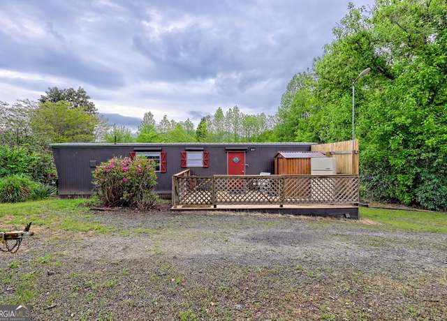Property at 3251 Holland Dr, Hiawassee, GA 30546, 2 beds, 1 bath