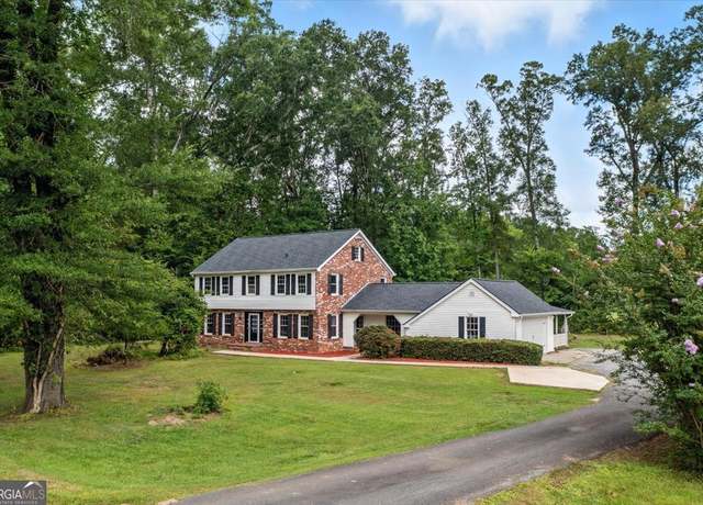 Property at 518 W John Hand Rd, Cedartown, GA 30125, 4 beds, 2.5 baths