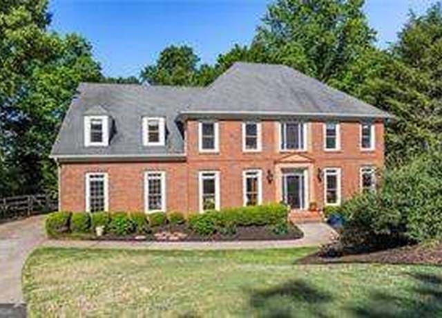 Property at 710 Leeds Garden Ter, Alpharetta, GA 30022, 6 beds, 5 baths