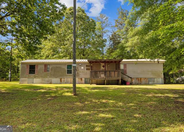 Property at 1466 Broad River Scenic Dr, Tignall, GA 30668, 3 beds, 2 baths