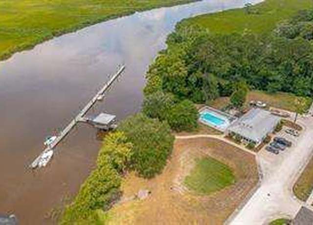 Property at 108 Cathead Ln, Darien, GA 31305