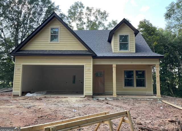 Property at 1044 Clay St, Monticello, GA 31064, 4 beds, 3 baths