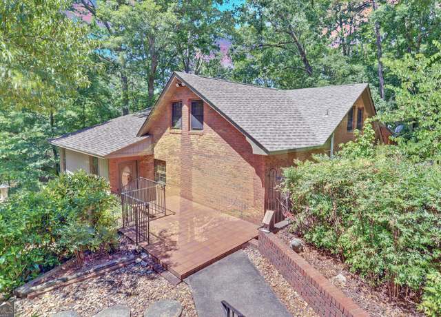 Property at 99 Crane Creek Dr, Hartwell, GA 30643, 5 beds, 5 baths
