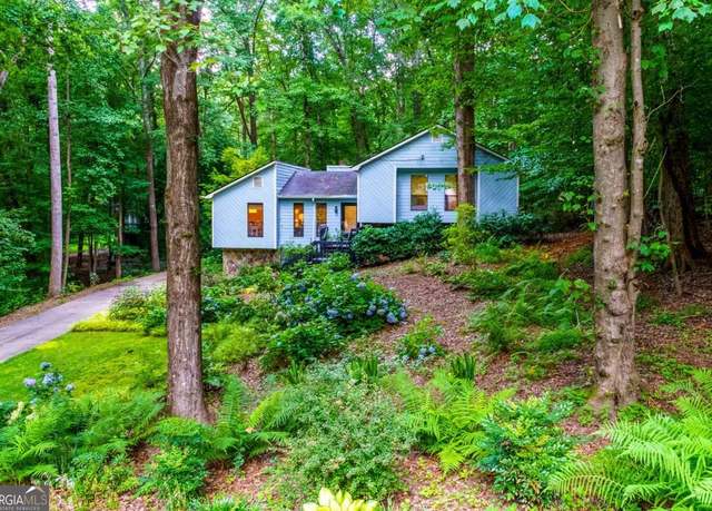 Property at 706 Magnolia Way, Woodstock, GA 30188, 4 beds, 3 baths
