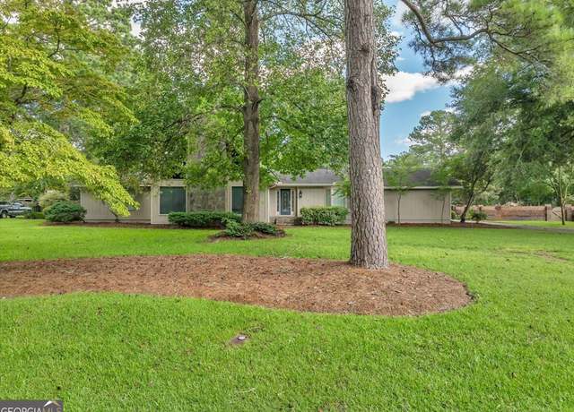 Property at 1216 Chennault Dr, Dublin, GA 31021, 4 beds, 3.5 baths