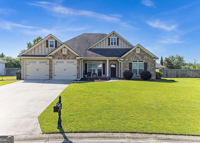 Property at 4032 Cane Mill Cir, Valdosta, GA 31601, 4 beds, 3 baths