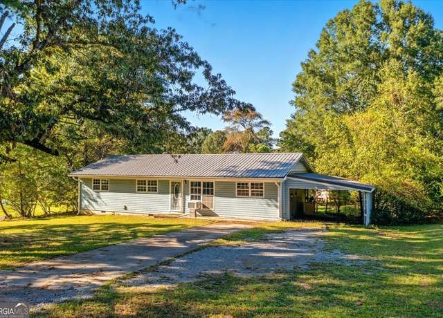 Property at 267 Farrar Dr, Summerville, GA 30747, 3 beds, 2 baths