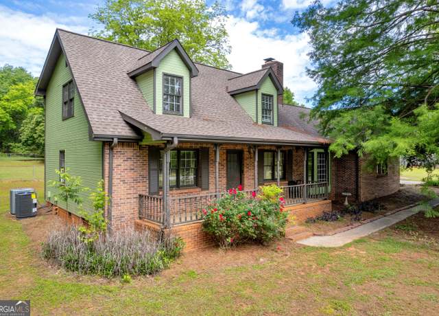 Property at 74 Price Dr W, Locust Grove, GA 30248, 3 beds, 2 baths