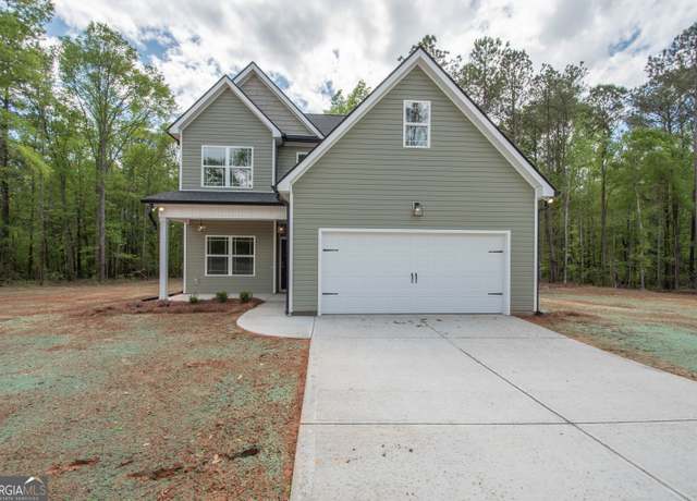Property at 628 Grove St, Barnesville, GA 30204, 4 beds, 2.5 baths