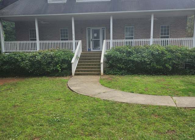 Property at 104 Creekside Ct, Jackson, GA 30233, 5 beds, 2.5 baths