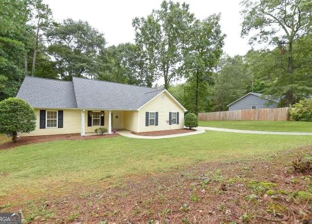 Property at 362 Bee Rd, Newnan, GA 30263, 3 beds, 2 baths