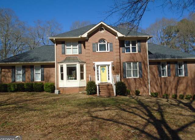 Property at 107 Big Oak Dr, Barnesville, GA 30204, 4 beds, 4.5 baths
