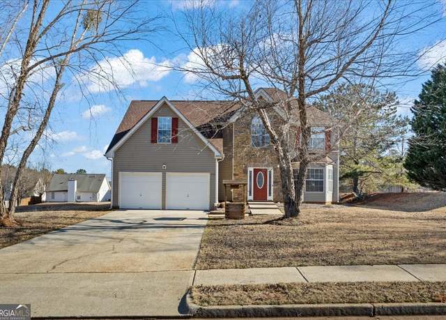 Property at 520 Easton Dr, Locust Grove, GA 30248, 4 beds, 2.5 baths