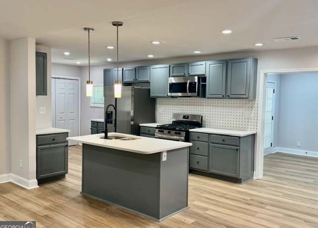 Property at 3892 Springleaf Pt, Stone Mountain, GA 30083, 4 beds, 3 baths