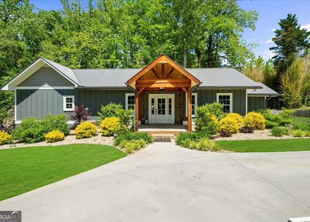 Property at 195 Mountain Meadows Rd, Clarkesville, GA 30523, 3 beds, 2 baths