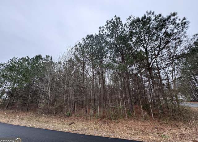 Property at 153 Buckeye Trails Dr, Commerce, GA 30530