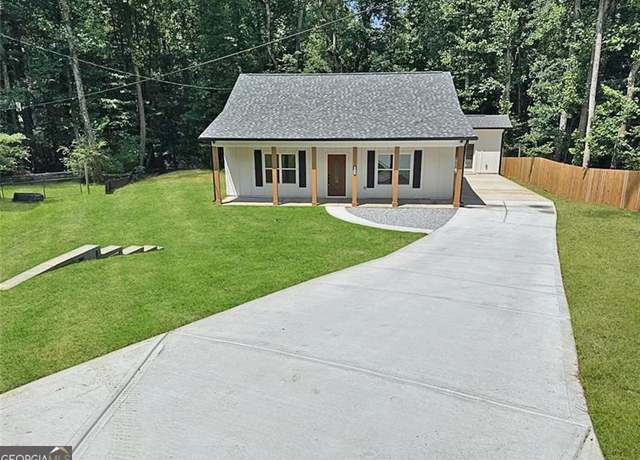 Property at 1337 Fairfield Dr, Lilburn, GA 30047, 2 beds, 2 baths