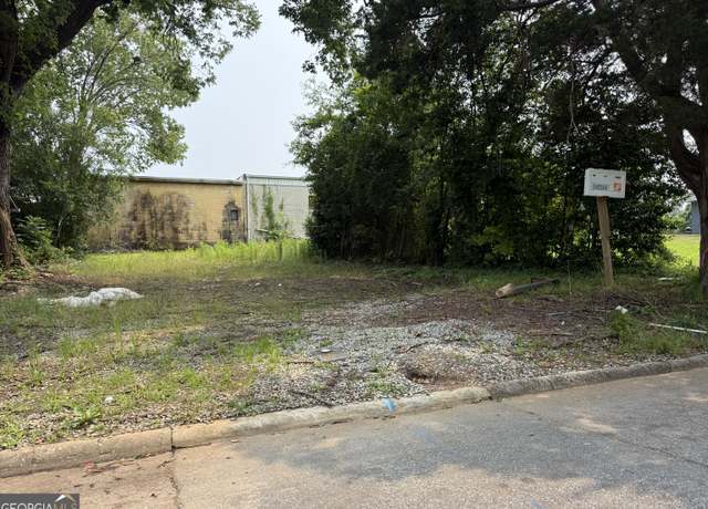 Property at 218 W Central Ave, Griffin, GA 30223
