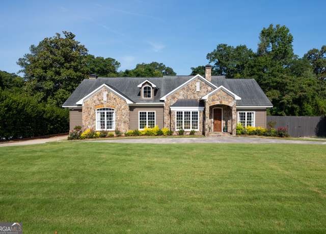 Property at 2609 Hilton Ave, Columbus, GA 31906, 4 beds, 4 baths