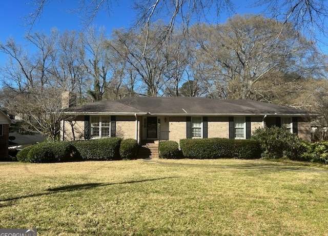 Property at 835 Hanover Dr, Griffin, GA 30224, 3 beds, 2.5 baths
