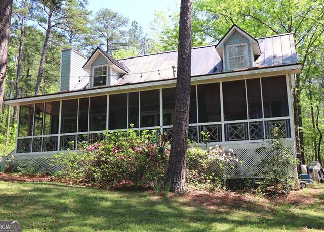 Property at 9 Syrup Ln SW, Sparta, GA 31087, 4 beds, 2 baths