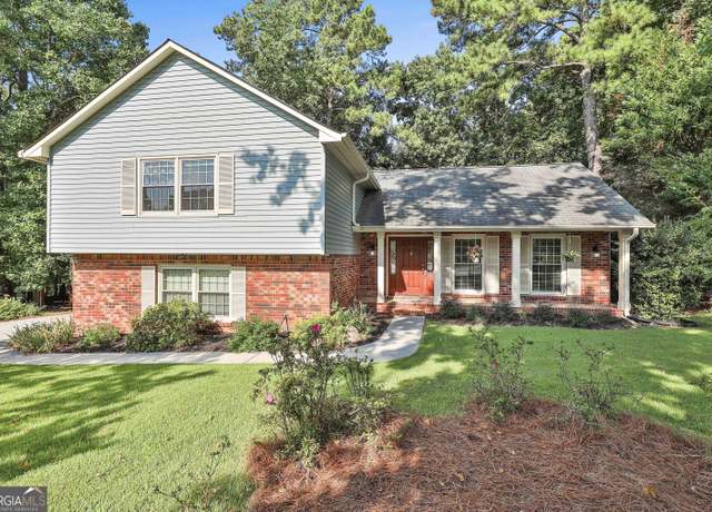 Property at 201 Lanyard Loop, Peachtree City, GA 30269, 4 beds, 2.5 baths