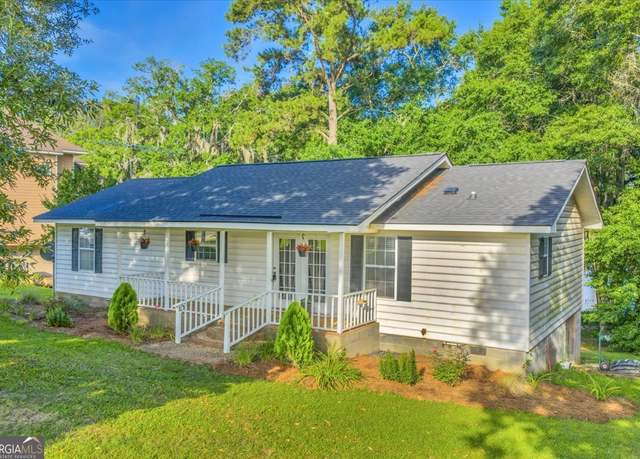 Property at 106 Flintview Dr, Cordele, GA 31015, 3 beds, 2 baths