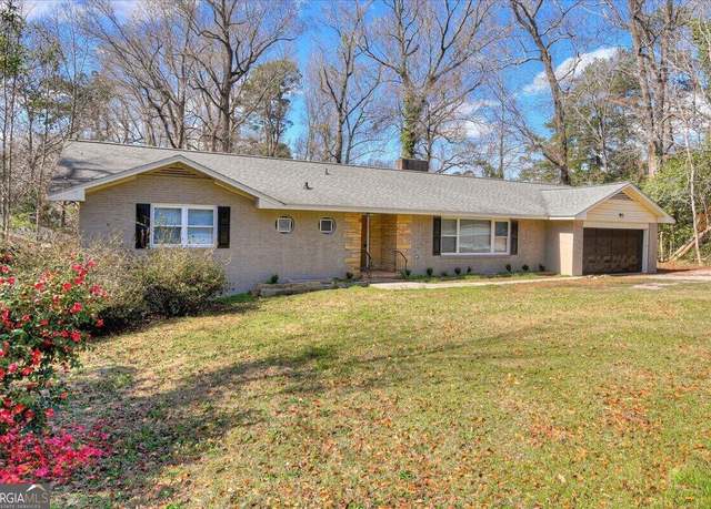 Property at 311 Pleasant Home Rd, Augusta, GA 30907, 4 beds, 3 baths