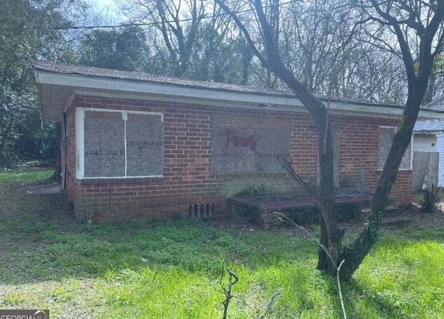 Property at 4062 Broadway, Macon, GA 31206, 2 beds, 1 bath