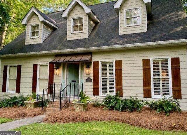Property at 3132 Ingleside Ave, Macon, GA 31204, 4 beds, 2 baths