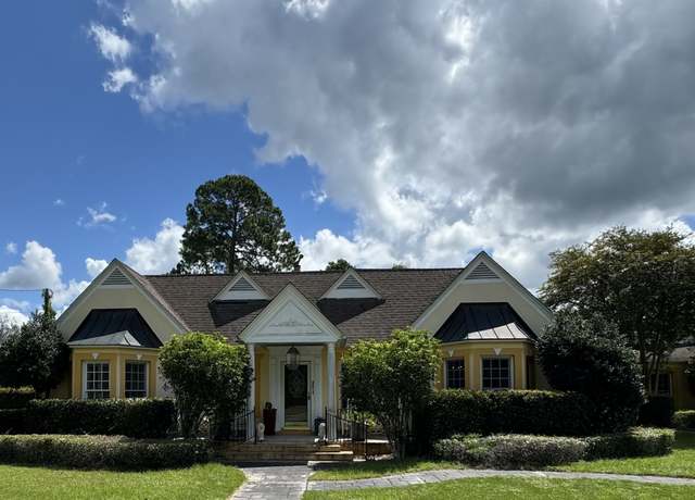 Property at 397 Fair St, Baxley, GA 31513, 3 beds, 3.5 baths