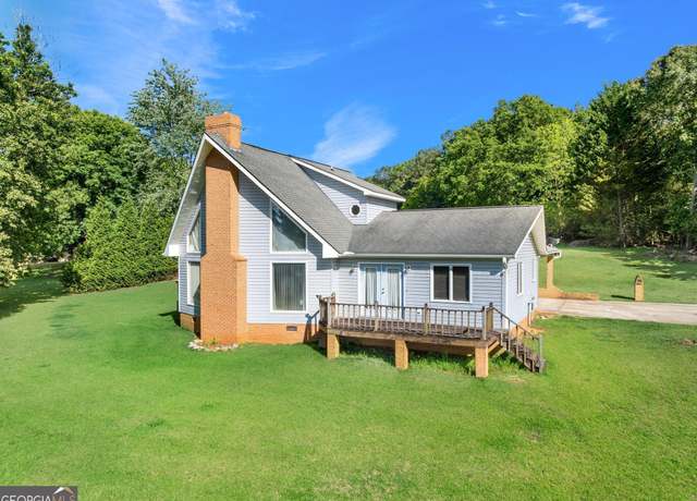 Property at 119 Timberlane Dr, Hartwell, GA 30643, 3 beds, 2 baths