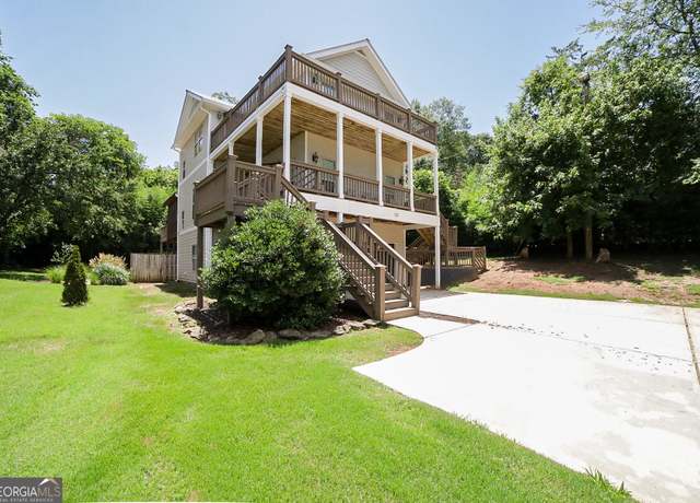 Property at 132 Poplar St N, Athens, GA 30606, 4 beds, 4 baths