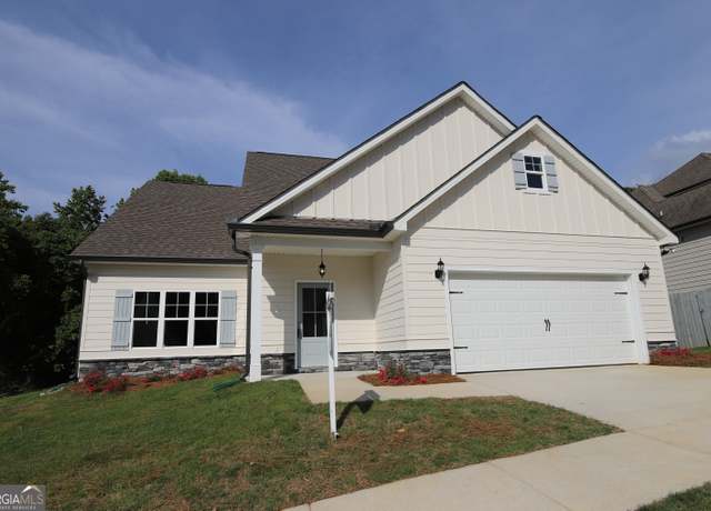 Property at 112 Celebration Blvd, Lagrange, GA 30241, 5 beds, 3.5 baths