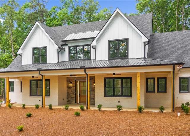Property at 225 Laurel Place Dr, Cornelia, GA 30531, 4 beds, 5 baths