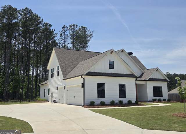 Property at 35 Perkins Cv, Senoia, GA 30276, 4 beds, 3 baths